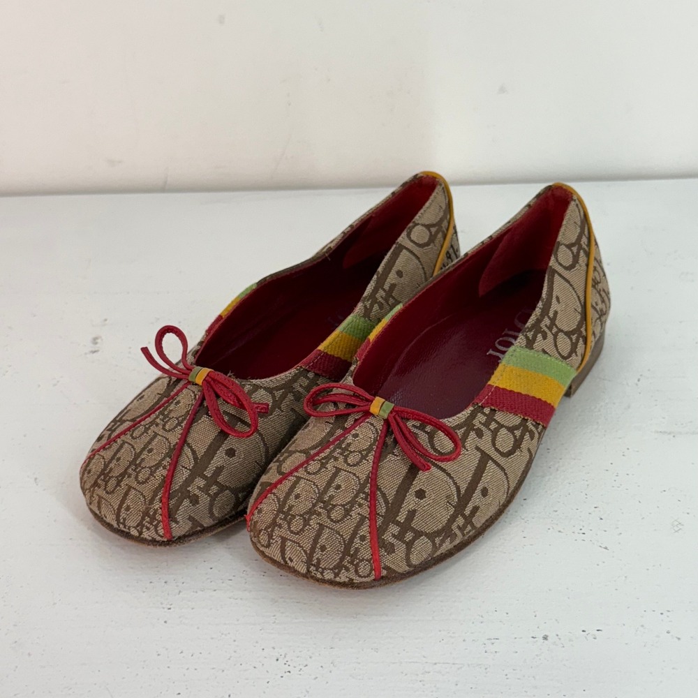 Dior Kids Dress Shoes in Brown with Red and Yellow Accents